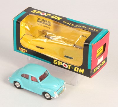 Lot 73 - Triang Spot On 289 Morris Minor 1000 Saloon, Semi Gloss Light Blue.