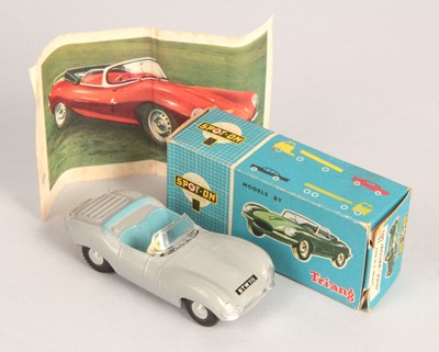 Lot 77 - Triang Spot-On 107 Jaguar XKSS - Light Grey Body