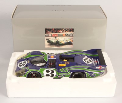 Lot 153 - Autoart Porsche Design Divers Collection WAP02100818 1/18th Porsche 917 "Martini" Hippie