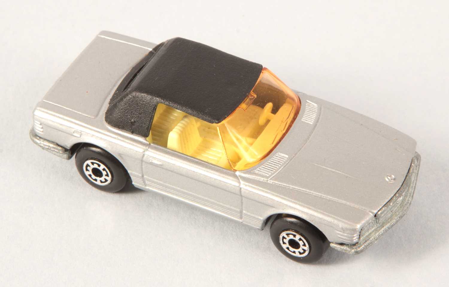 Lot 30 - Matchbox Superfast 6b Mercedes 350SL WITH RARE METALLIC SILVER BODY