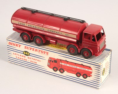 Lot 353 - Dinky Toys 943 Leyland Octopus Esso Tanker