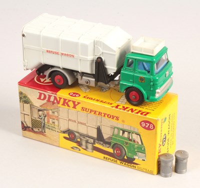 Lot 364 - Dinky Toys 978 Bedford TK Refuse Truck EARLY ISSUE CHASSIS CASTING