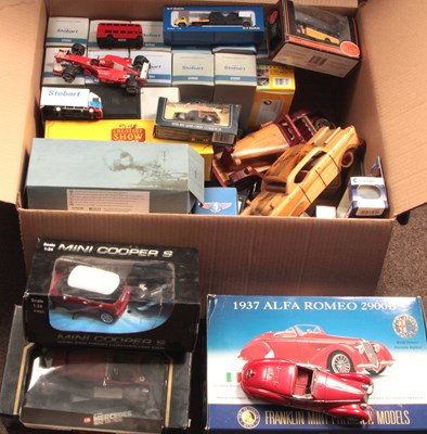 Lot 231 - Atlas Editions, Franklin Mint, Vanguards, Bburago & others, large group of vehicles.
