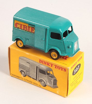 Lot 400 - French Dinky Toys 561 Citroen H Van "Cibie"