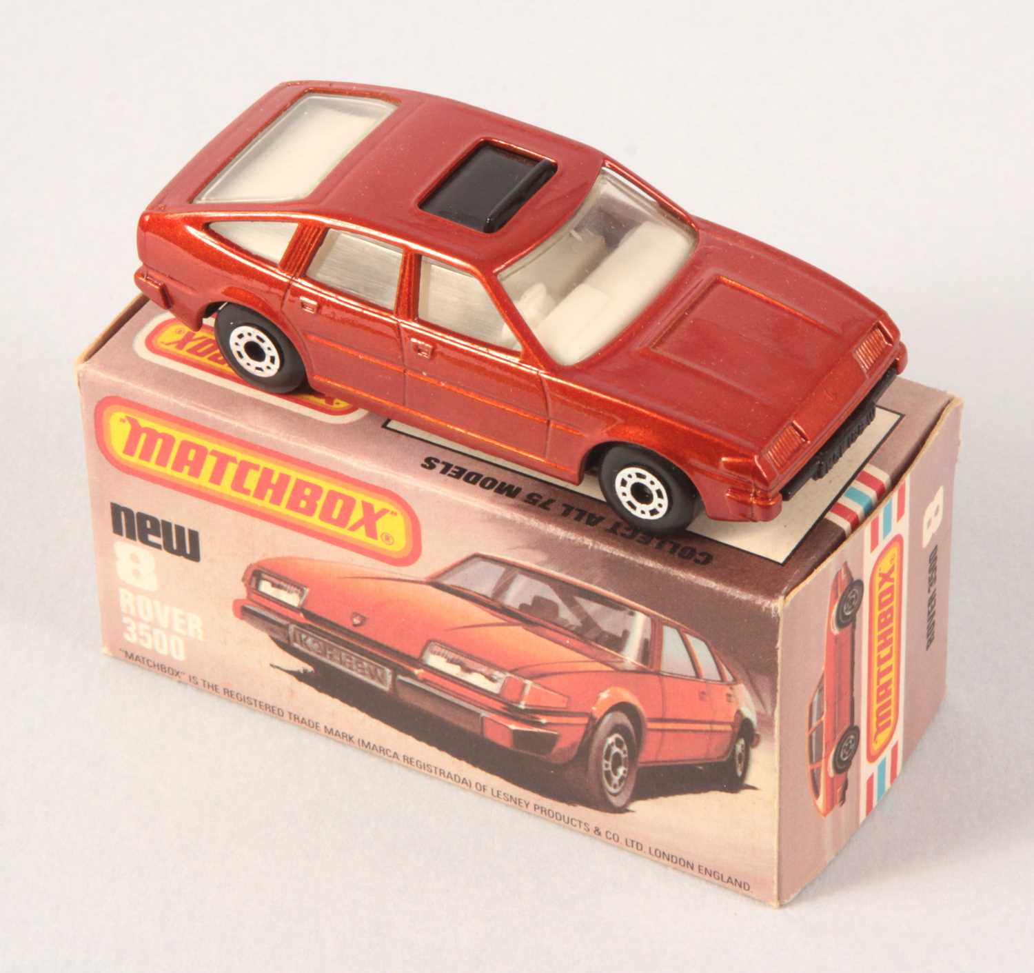 Lot 40 - Matchbox Superfast 8d Rover 3500 WITH RARE WHITE INTERIOR