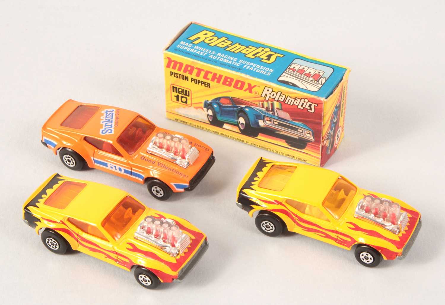 Lot 53 - Matchbox Superfast 3 x 10b Ford Mustang Piston Popper