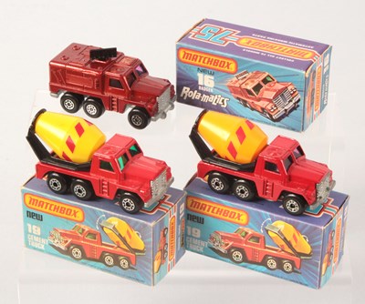 Lot 69 - Matchbox Superfast 16a Badger Radar Truck WITH RARE PURPLE WINDOWS & 2 x 19c Cement Mixer