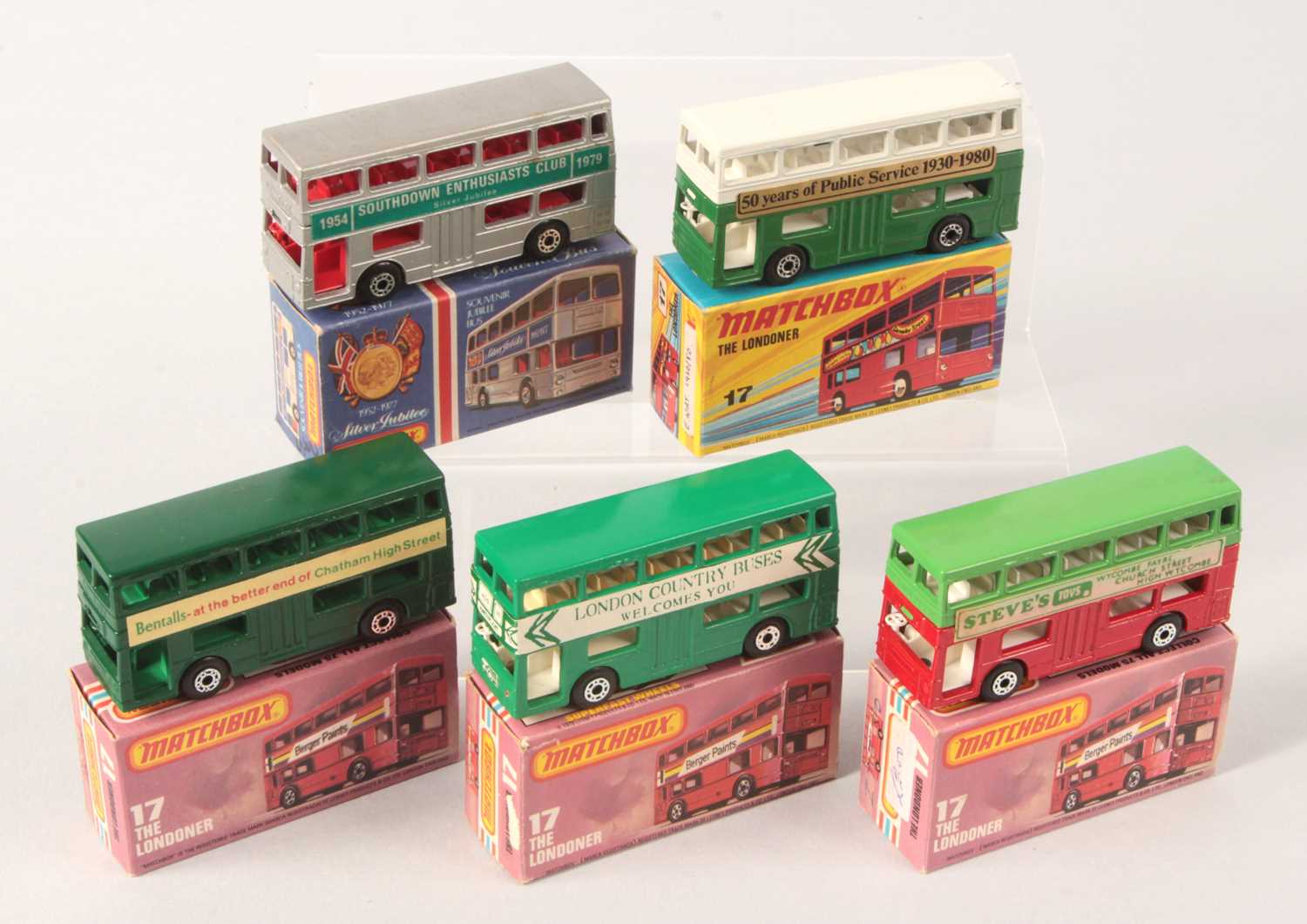 Lot 80 - Matchbox Superfast 5 x 17b Daimler Fleetline Bus Code 3 Issues