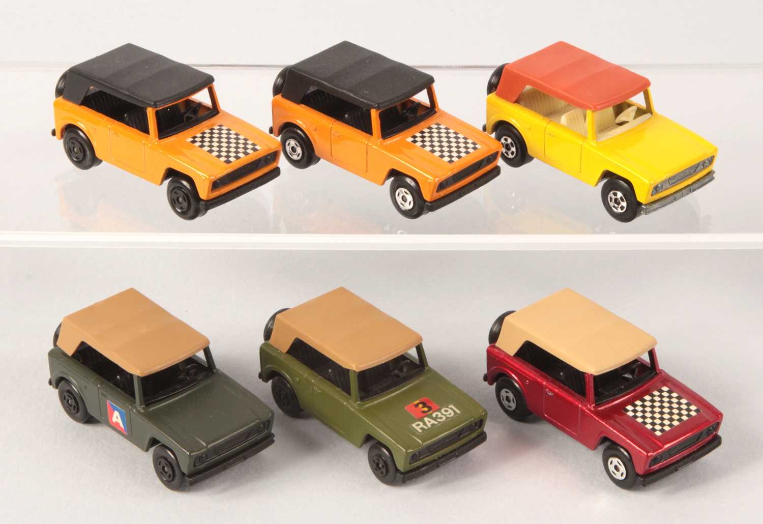Lot 95 - Matchbox Superfast 6 x 18a Field Car VARIATIONS