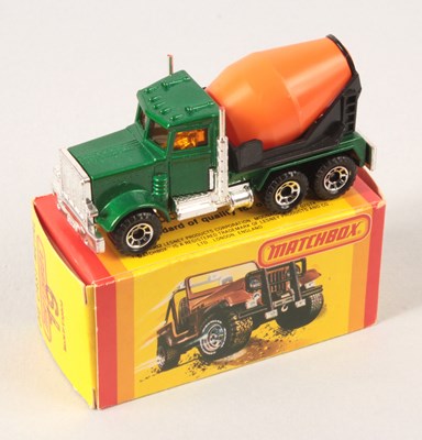 Lot 102 - Matchbox Superfast 19d Peterbilt Cement Mixer WITHOUT TAMPO PRINT TO LEFT HAND SIDE OF CAB DOOR & HOOD