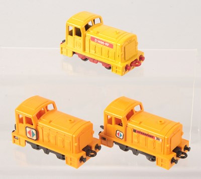 Lot 125 - Matchbox Superfast 3 x unboxed 24c Diesel Shunter INCLUDING RARE RED PLASTIC CHASSIS