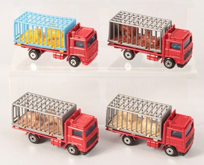 Lot 178 - Matchbox Superfast 4 x 35c Volvo Zoo Truck VARIATIONS