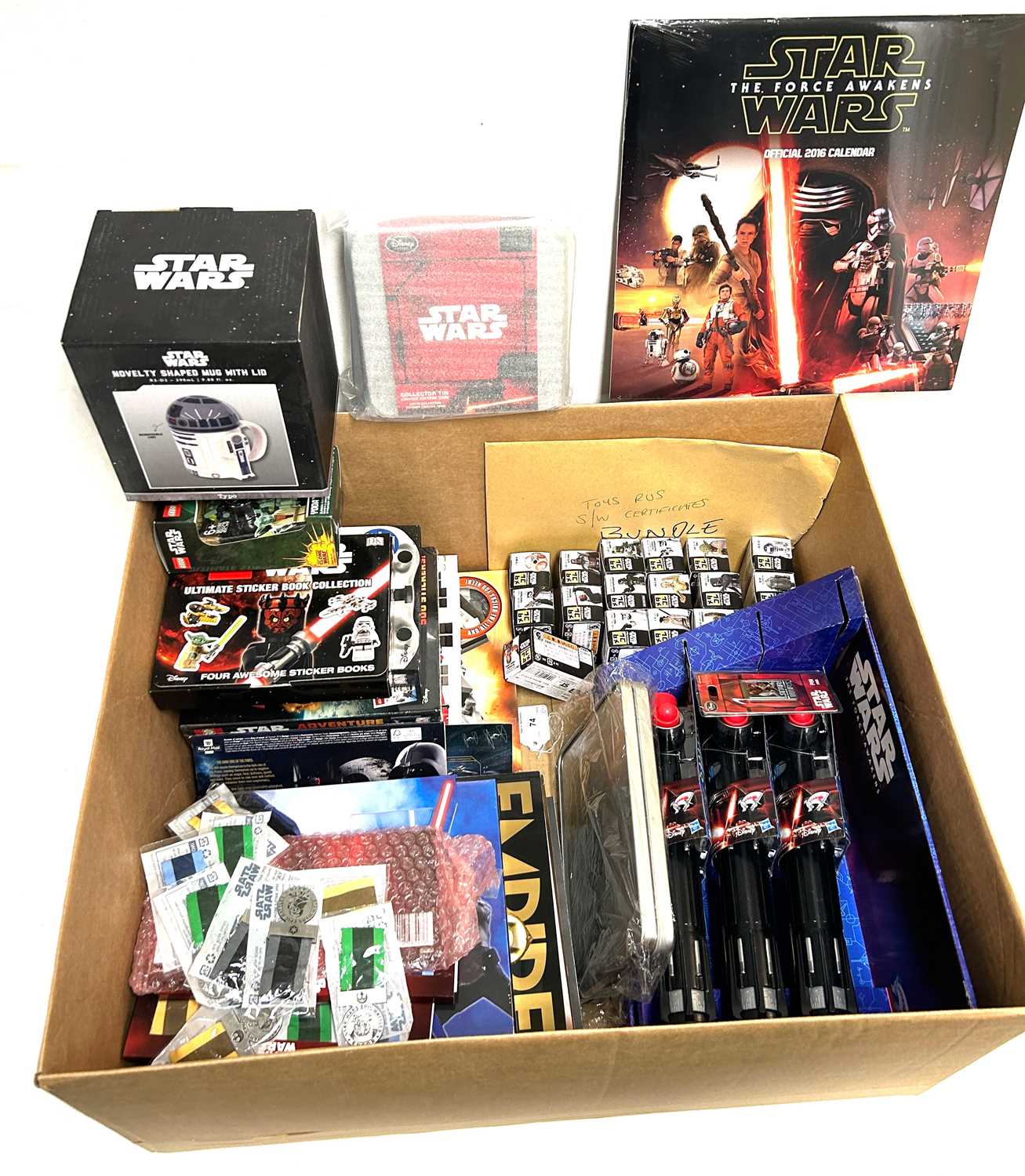 Lot 74 - Large quantity of modern Star Wars