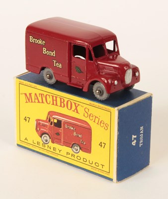 Lot 104 - Matchbox Regular Wheels 47a Trojan Brooke Bond Tea Van WITH RARE TYPE D1 BOX