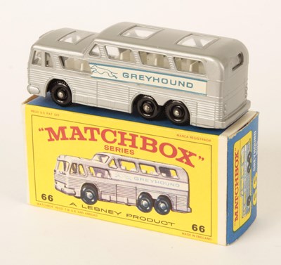 Lot 112 - Matchbox Regular Wheels 66c Greyhound Coach RARE CLEAR WINDOWS