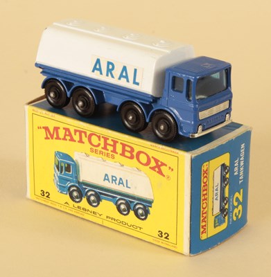 Lot 143 - Matchbox Regular Wheels 32c Leyland Aral Tanker.