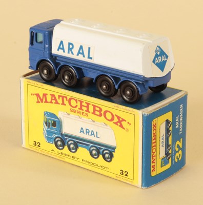 Lot 143 - Matchbox Regular Wheels 32c Leyland Aral Tanker.