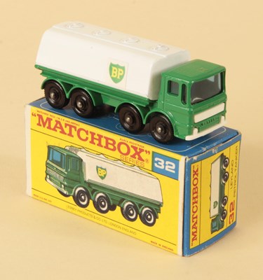 Lot 144 - Matchbox Regular Wheels 32c Leyland BP Tanker RARE WHITE GRILLE