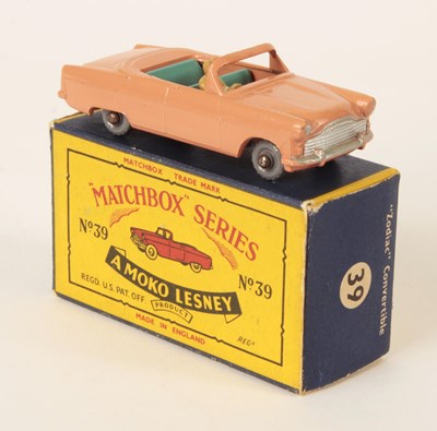 Lot 162 - Matchbox Regular Wheels 39a Ford Zodiac Convertible - Stannard Code 10.