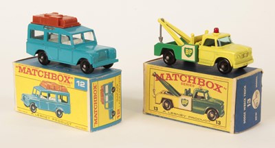 Lot 165 - Matchbox Regular Wheels 12c Land Rover Safari & 13d Dodge Wreck Truck