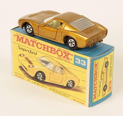 Lot 180 - Matchbox Superfast 33a Lamborghini Miura IN TRANSITIONAL TYPE F2 BOX.