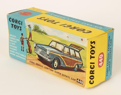 Lot 685 - Corgi 440 Ford Consul Cortina Super Estate Car Boxed