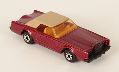 Lot 311 - Matchbox Superfast 28c Lincoln Continental FACTORY PRE-PRODUCTION COLOUR TRIAL