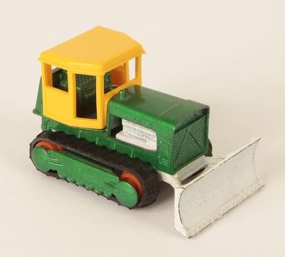 Lot 323 - Matchbox Regular Wheels 16d Case Bulldozer FACTORY TWIN PACK PRE-PRODUCTIION COLOUR TRIAL