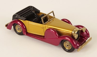 Lot 487 - Matchbox Models of Yesteryear Y-11 1938 Lagonda Drophead Coupe RARE METALLIC MAGENTA CHASSIS