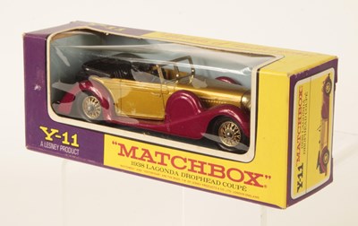 Lot 487 - Matchbox Models of Yesteryear Y-11 1938 Lagonda Drophead Coupe RARE METALLIC MAGENTA CHASSIS