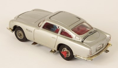 Lot 739 - Corgi Toys 270 James Bond Aston Martin DB5 Late Issue 1973 Copyright Striped Window Box