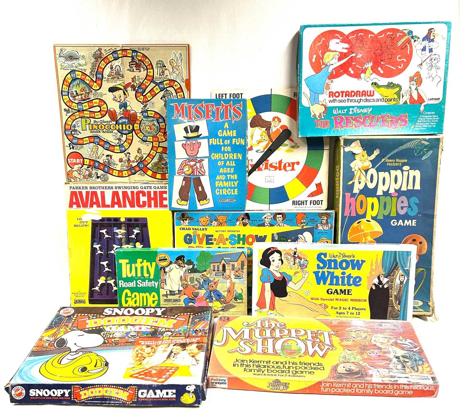 Lot 29 Selection Of Vintage Board Games lot-29-selection-of-vintage-board-games