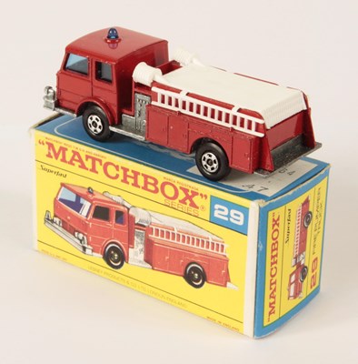 Lot 554 - Matchbox Superfast 29a American La France Fire Pumper Truck RARE TRANSITIONAL TYPE F3 BOX