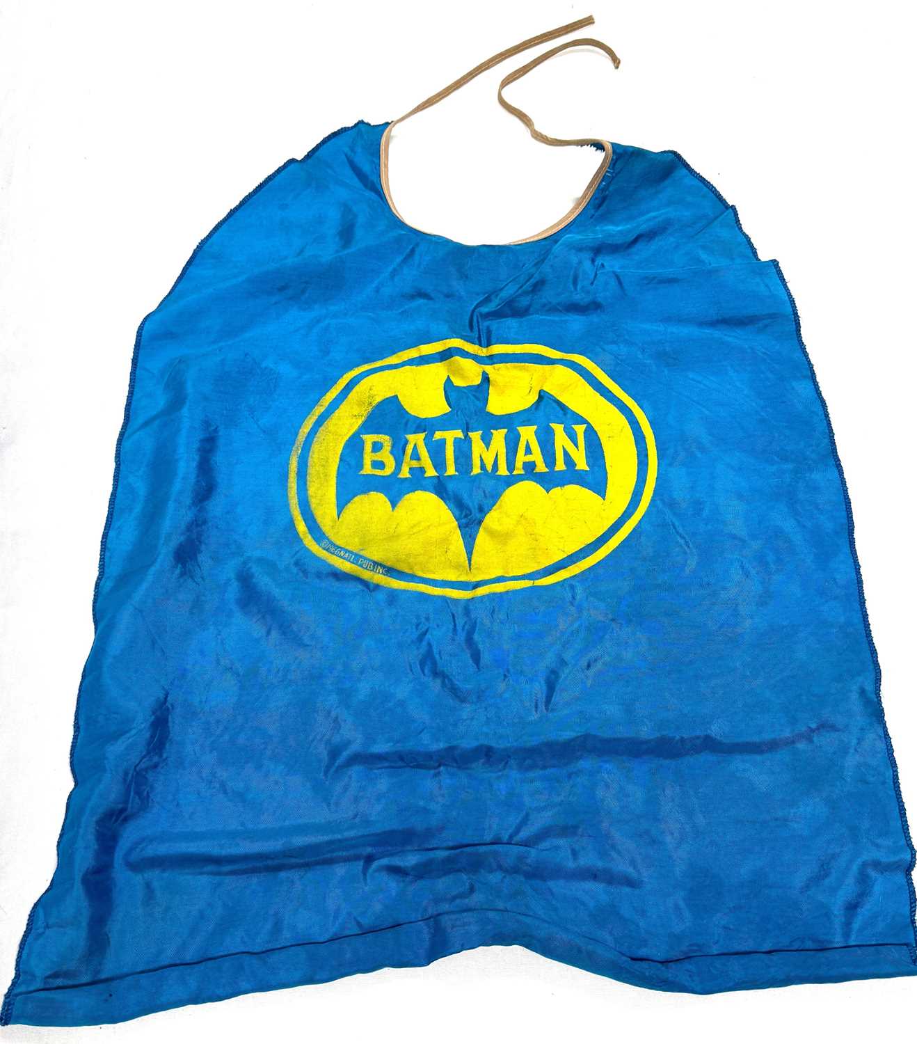 Lot 357 - Batman Vintage Nylon/Linen Cape circa 1966