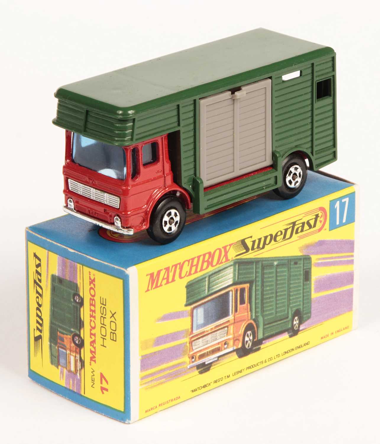 Lot 81 - Matchbox Superfast 17a AEC Horsebox TRANSITIONAL ISSUE