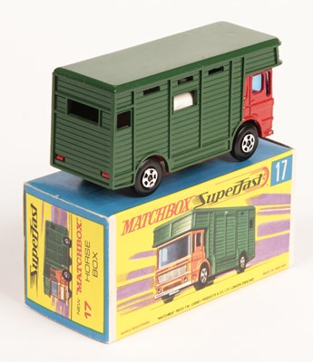 Lot 81 - Matchbox Superfast 17a AEC Horsebox TRANSITIONAL ISSUE
