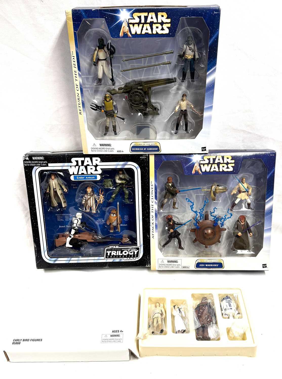 Lot 47 - Hasbro Star Wars Early Bird set Saga & OTC 3 3/4" figure Battle Packs x 3 MISP