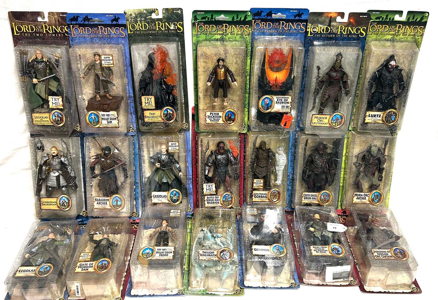 Lot 15 - Toy Biz Lord of the Rings Fellowship of the Ring 6" figures x 21