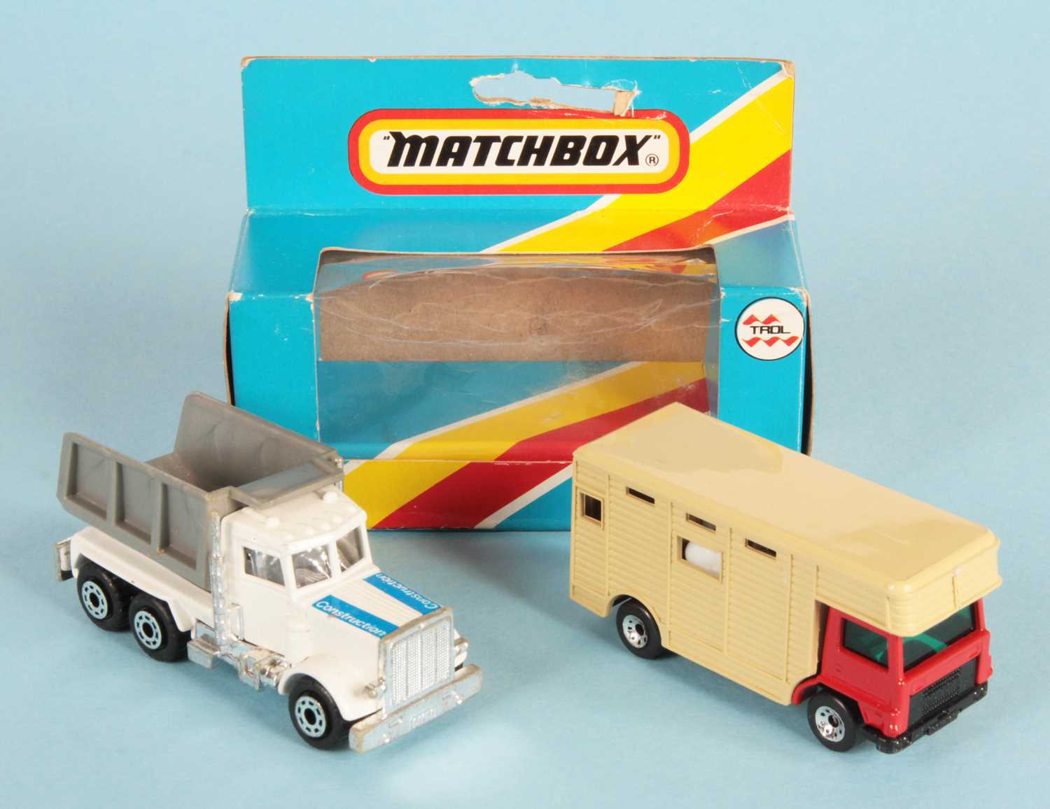 Lot 330 - Matchbox Superfast 30e Peterbilt Tipper Truck + 40b Bedford Horsebox TROL Made in Brazil Issues