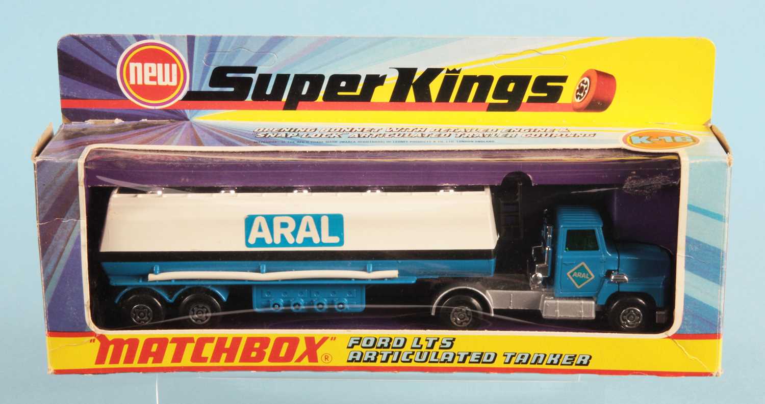 Lot 507 - Matchbox Super Kings K16 Ford LTS Articulated Tanker "Aral" (German issue)