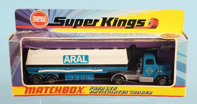 Lot 507 - Matchbox Super Kings K16 Ford LTS Articulated Tanker "Aral" (German issue)
