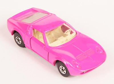Lot 431 - Matchbox Superfast 33a Lamborghini Miura FACTORY COLOUR TRIAL WITH PINK BODY