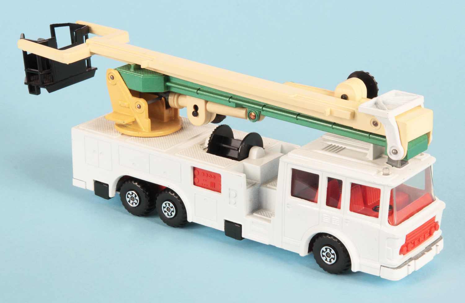Lot 478 - Matchbox Super Kings K-39 ERF Simon Snorkel FACTORY PRE-PRODUCTION COLOUR TRIAL