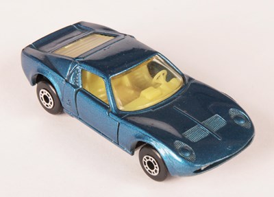 Lot 27 - Matchbox Superfast 33a Lamborghini Miura MADE IN BULGARIA ISSUE - METALLIC BLUE/YELLOW INTERIOR