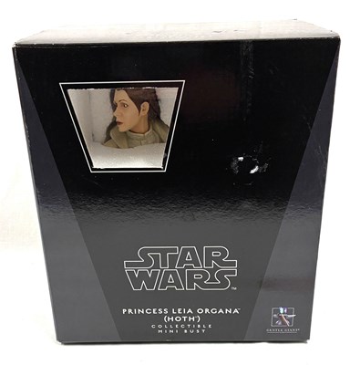 Lot 62 - Gentle Giant Star Wars Princess Leia Hoth Collectible Mini Bust MIB