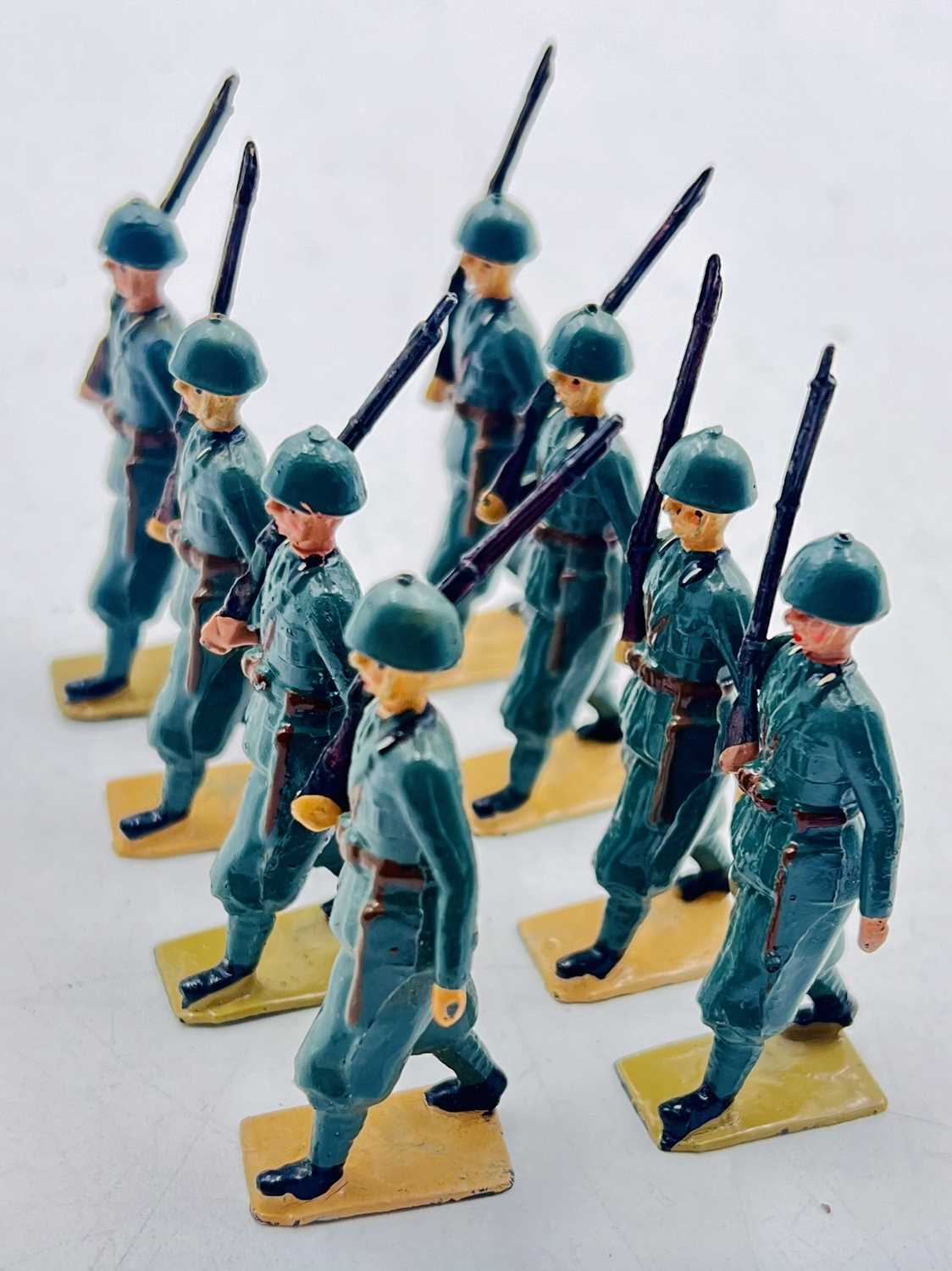 Lot 25 - Britains - Set 1435 - Italian Infantry - [1948 version]