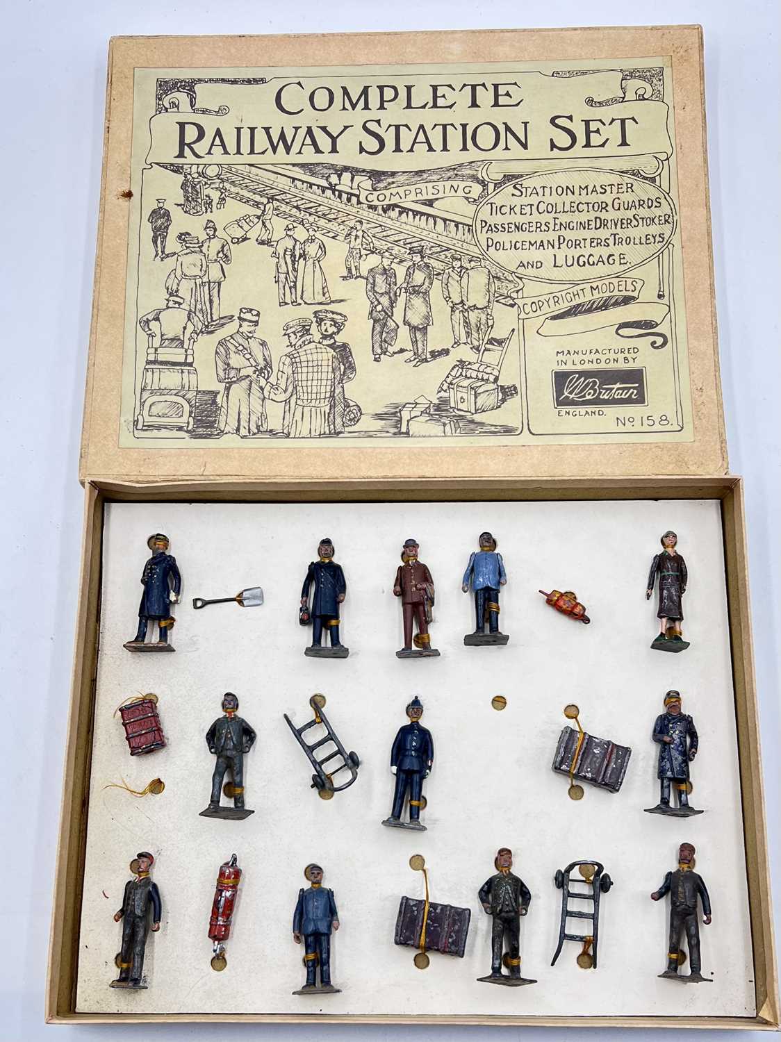 Lot 36 - Britains - Set 158 - Railway Station Set - 1925 version