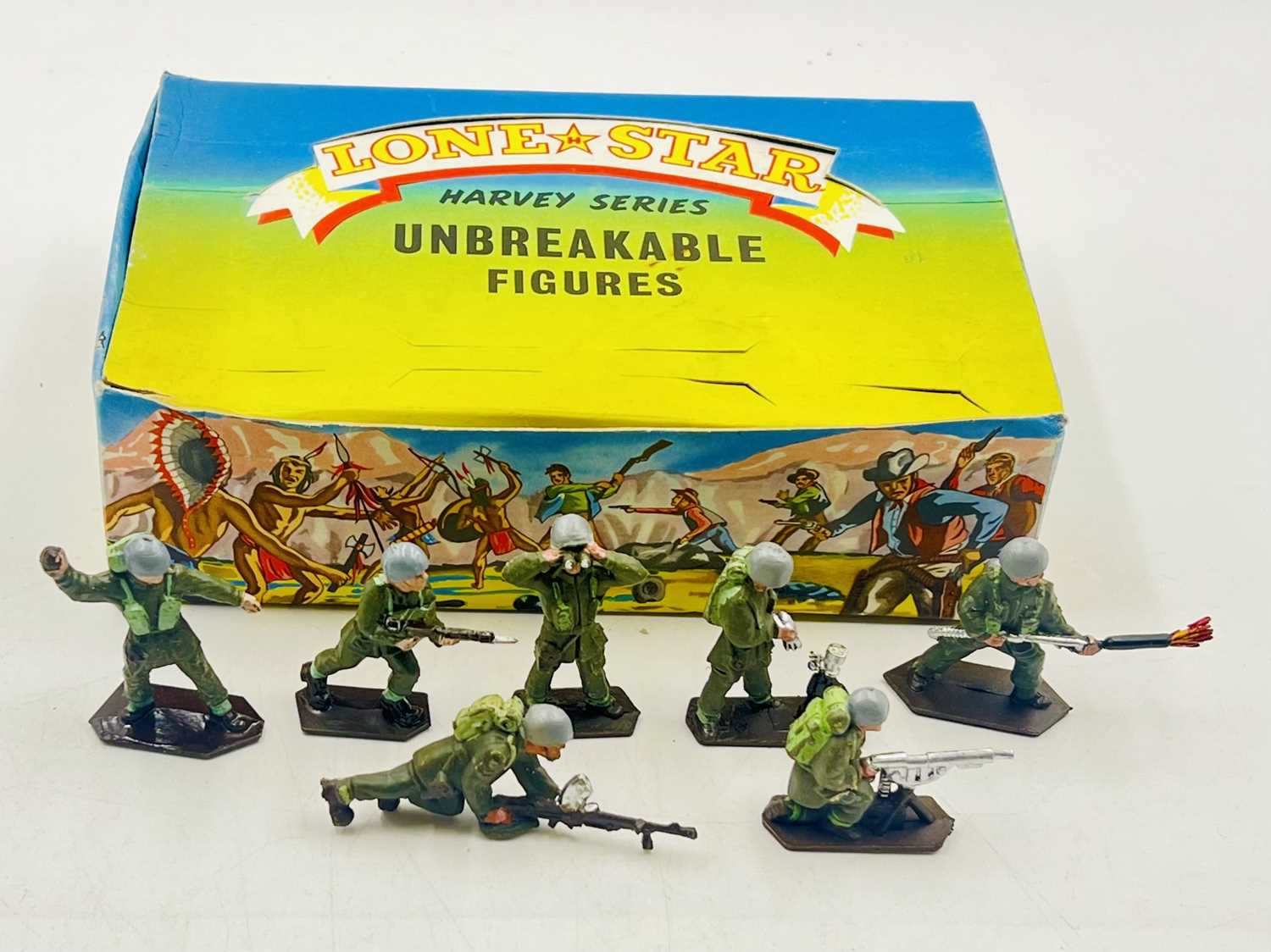 Lot 50 - Lone Star - Harvey Series, early 1960's Issue - Set L176 [PRTR] - Paratroops 3 Dozen Trade Box
