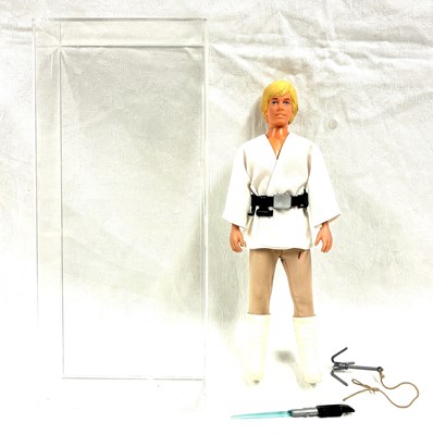 Lot 266 - Kenner Star Wars vintage Luke Skywalker 12" figure complete