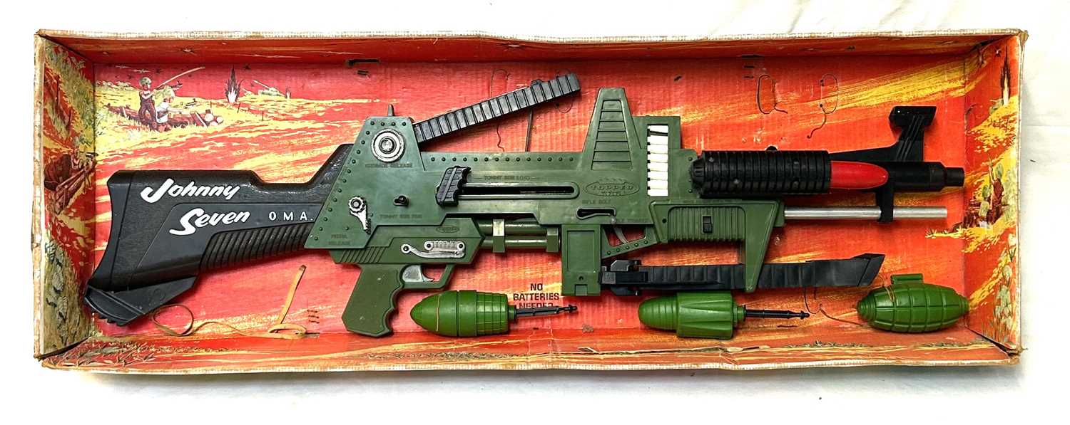 Lot 515 - Topper Toys vintage Johnny Seven One Man Army Gun